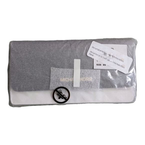 Michael Kors Black Jet Set Travel Flat Trifold Large Wallet - Picture 3 of 4